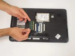 Toshiba Satellite C875-S7304 RAM Replacement