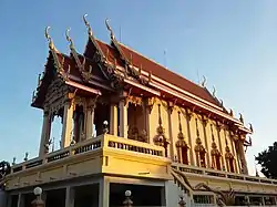 Wat Khlong Tan Rat Bamrung in 2015