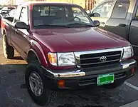 1998–2000 Tacoma Xtracab 4WD(flush headlamps, first updated grille)