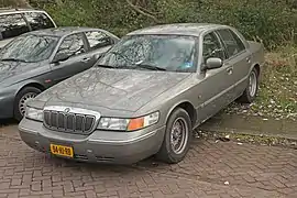 2001 Ford Grand Marquis (export)