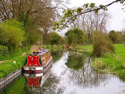 Image 6A boat on the Basingstoke Canal (from Portal:Hampshire/Selected pictures)