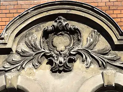 Adorned pediment