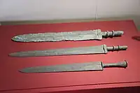 Bronze swords (Jian), Qin Palace