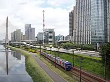 CPTM 2070 Series train in Brooklin CBD.