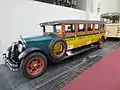 1927 motorbus