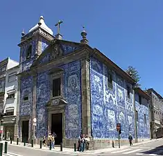 Capela de Santa Catarina, Porto; façade was covered in 1929.