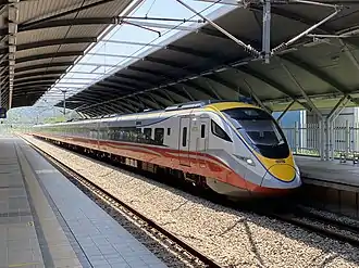 A KTM Class 93 (Platinum service) arriving in Kampar