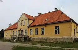 Smogulecka Wieś, a manor complex