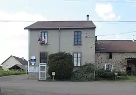 The town hall in Esmoulières