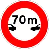 No traffic allowed without indicated minimum distance between vehicles