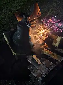 Iron bell cooling after iron pour