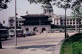 By the early 1990s mounting pressure to remove the building from central Seoul gathered momentum.