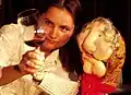 Im Vino her i was: Puppet wine expert „Mizzi Tschida“ tasting wine (2006).