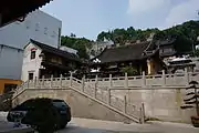 The Mahavira Hall and west side hall in the temple.