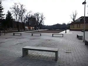 Sand filled trapezoidal lock viewed from the street