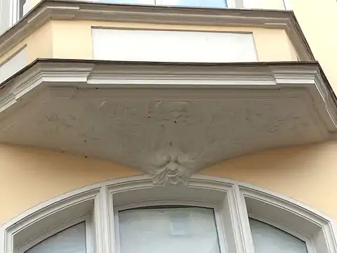 Bottom of a bay window