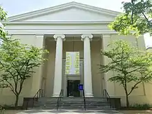 A picture of the front of Nassau Presbyterian Church