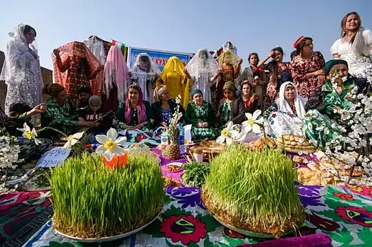 Navruz foods (with germinated wheat in the foreground)