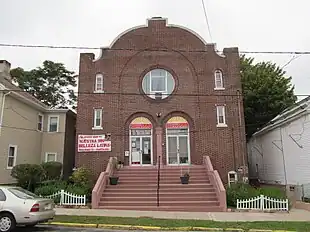 Ohev Sholem Synagogue, New London, Connecticut, 1919.