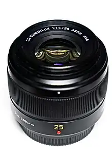 Panasonic Leica DG Summilux 25mm f/1.4