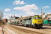 333.031 with freight at Teruel (2005)