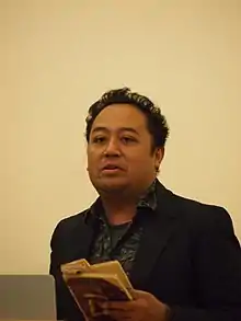 Regie Cabico