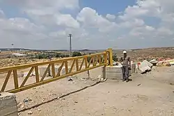 Road block between Jab'a and neighbouring Surif