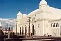 The Shrine Auditorium in 1990, before the 2002 renovations.