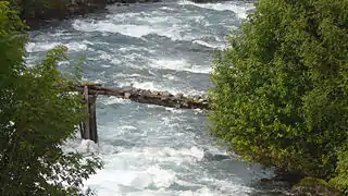 Small bridge over the northern branch of the river