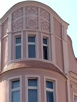 Gable motifs