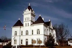 Twiggs County Courthouse (built 1903), Jeffersonville, Georgia