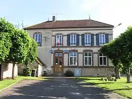 The town hall in Vieux-Champagne