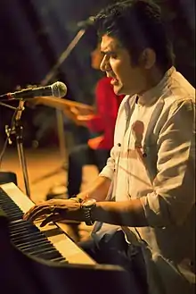 Vikram Singh performing Saajna re "Music Concert – Jaipur 2014"